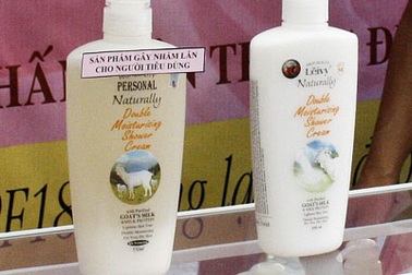 Phát hiện kho mỹ phẩm lậu cực “khủng”