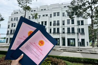 Khách mua nhà tại KITA Airport City chuẩn bị nhận sổ hồng