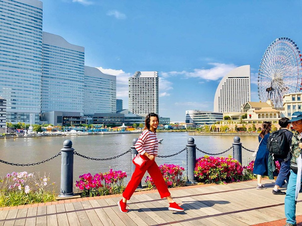Căn hộ “nhỏ mà đắt đỏ” của Hoàng Oanh và chồng Tây tại Singapore - 16 Căn hộ “nhỏ mà đắt đỏ” của Hoàng Oanh và chồng Tây tại Singapore - 16