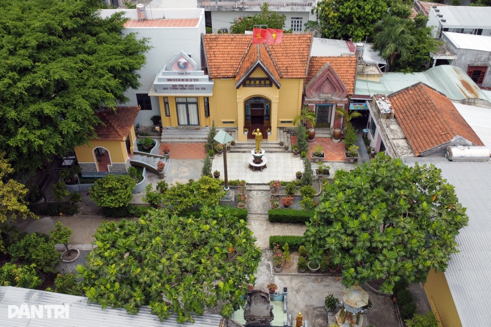 Cựu binh 90 tuổi xây dựng Khu tưởng niệm Chủ tịch Hồ Chí Minh tại gia - 1 Cựu binh 90 tuổi xây dựng Khu tưởng niệm Chủ tịch Hồ Chí Minh tại gia - 1