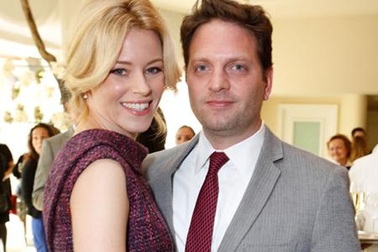 Những ngôi sao nổi tiếng kết duyên với “người bình thường”