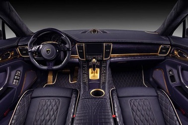 Porsche Panamera với nội thất da cá sấu