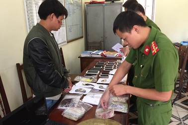 Công an điều tra đối tượng trộm cắp có hành vi dâm ô bị dân vây đánh