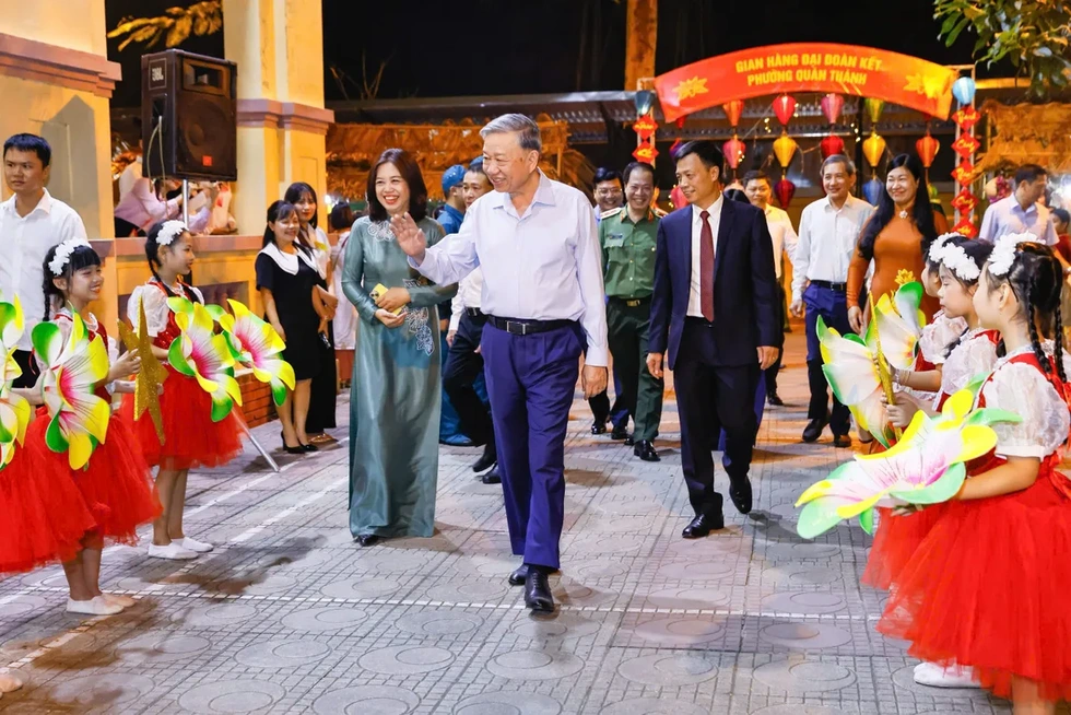 Tổng Bí thư chia sẻ tầm quan trọng của đoàn kết khi sắp xếp lại giang sơn - 2 Tổng Bí thư chia sẻ tầm quan trọng của đoàn kết khi sắp xếp lại giang sơn - 2