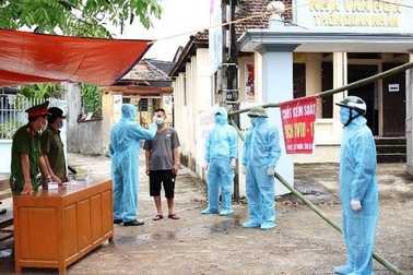 Cách ly xã hội xã có 8 ca dương tính với SARS-CoV-2 ở Hà Nam