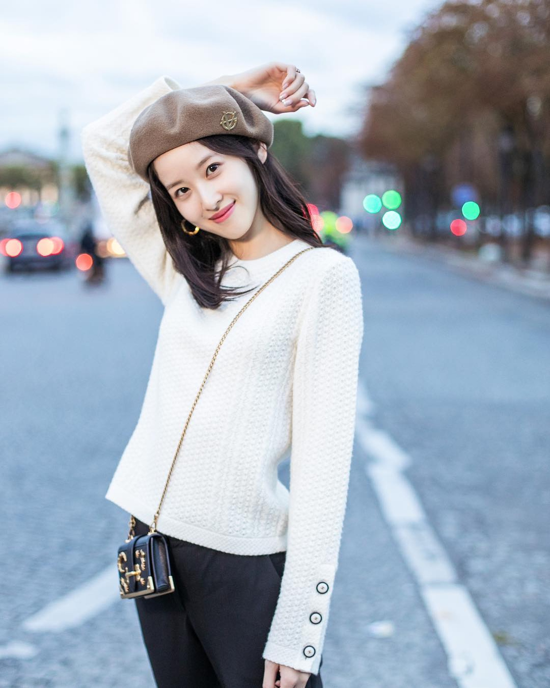 4 hot girl ngoại quốc từng gây sốt ở Việt Nam giờ ra sao? - 19 4 hot girl ngoại quốc từng gây sốt ở Việt Nam giờ ra sao? - 19