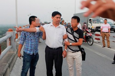 Không chỉ xót xa cho riêng ngành y 