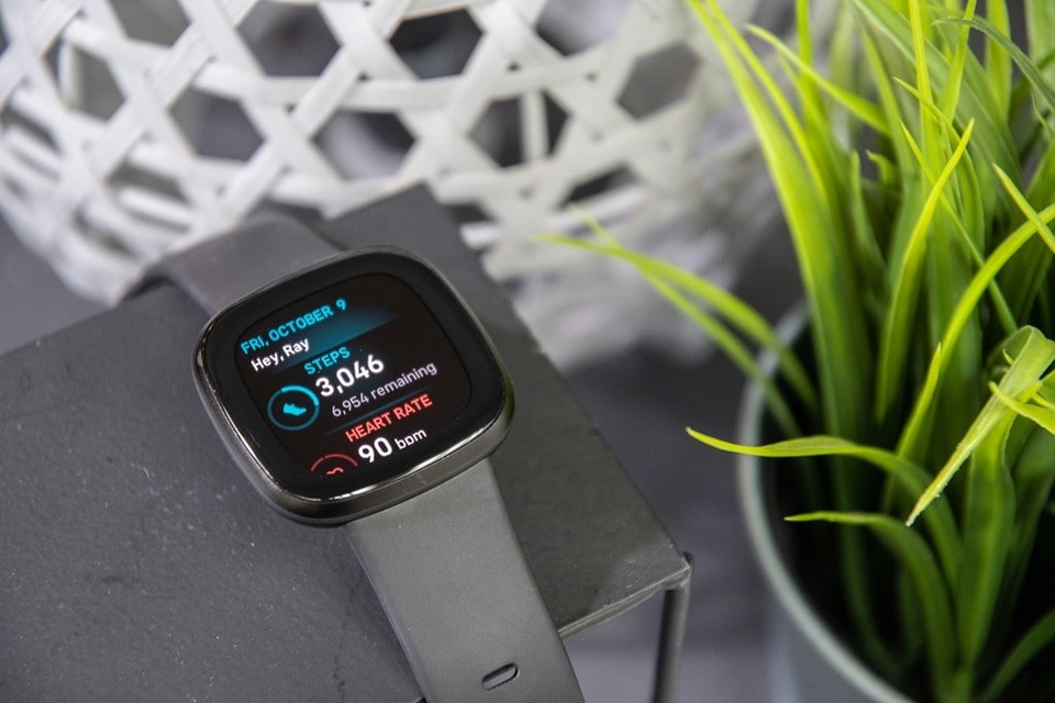 Google hoàn tất thương vụ mua Fitbit với giá 2,1 tỷ USD - 2 Google hoàn tất thương vụ mua Fitbit với giá 2,1 tỷ USD - 2