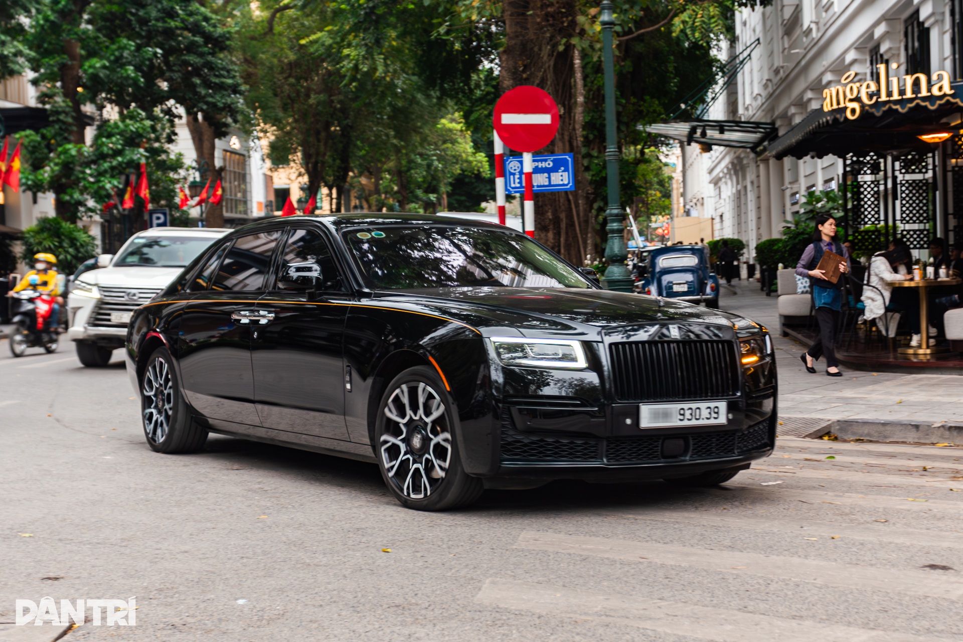 Rolls-Royce Ghost Series II đầu tiên Việt Nam, màu sơn đắt hơn 1 chiếc VF 3 - 13 Rolls-Royce Ghost Series II đầu tiên Việt Nam, màu sơn đắt hơn 1 chiếc VF 3 - 13