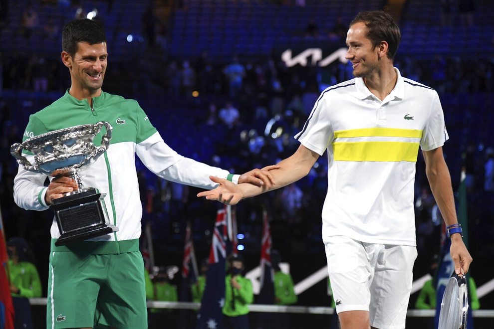Djokovic cùng nhánh với Zverev, có thể gặp Medvedev ở chung kết US Open - 2 Djokovic cùng nhánh với Zverev, có thể gặp Medvedev ở chung kết US Open - 2
