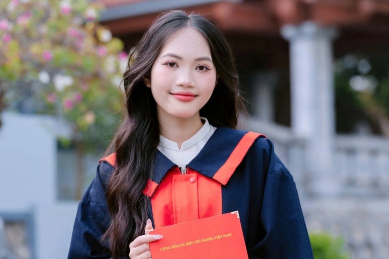 Từ câu chuyện lịch sử của bố đến ngôi vị thủ khoa C00 Tuyên Quang