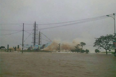 Hải Phòng ngập nặng sau bão