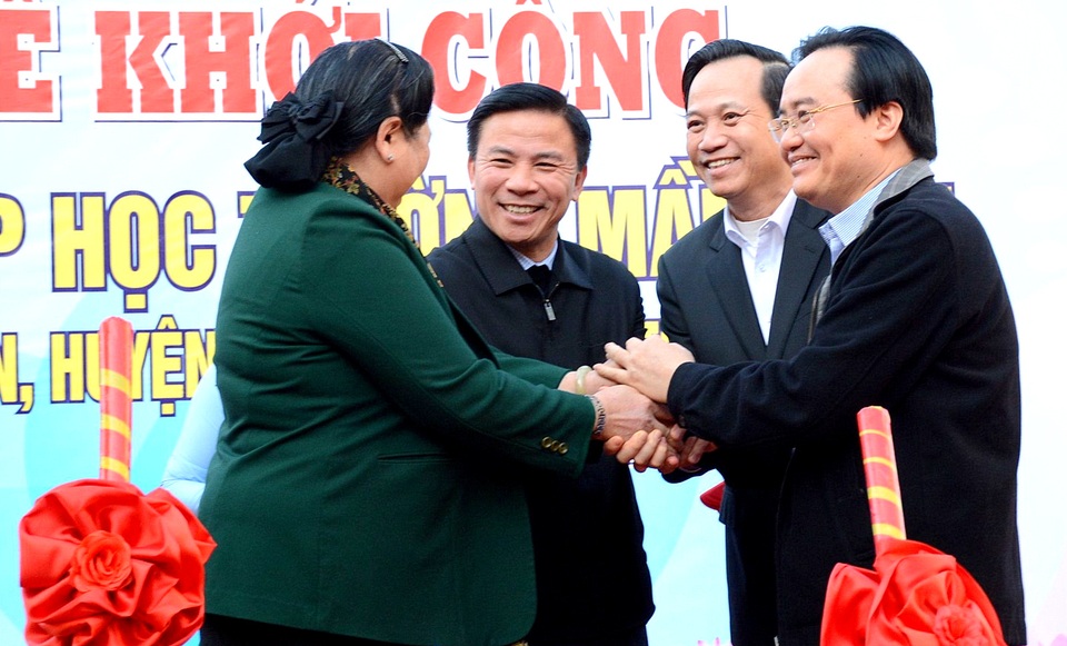 Thanh Hóa: Lễ kết nghĩa Chi bộ các vấn đề xã hội và Đảng bộ xã Mỹ Tân - 6 Thanh Hóa: Lễ kết nghĩa Chi bộ các vấn đề xã hội và Đảng bộ xã Mỹ Tân - 6