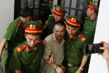 Người dân tiểu khu 1535 viết đơn xin “cứu” bị án Đặng Văn Hiến