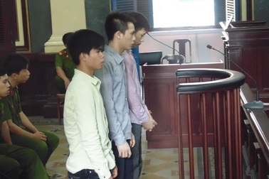 Giết người vì bị đàm tiếu là có hình xăm, mới đi tù về