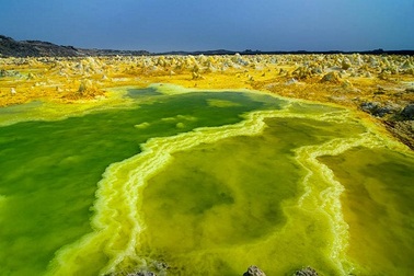 Ở nơi thiên nhiên đẹp một vẻ nhiệm màu...