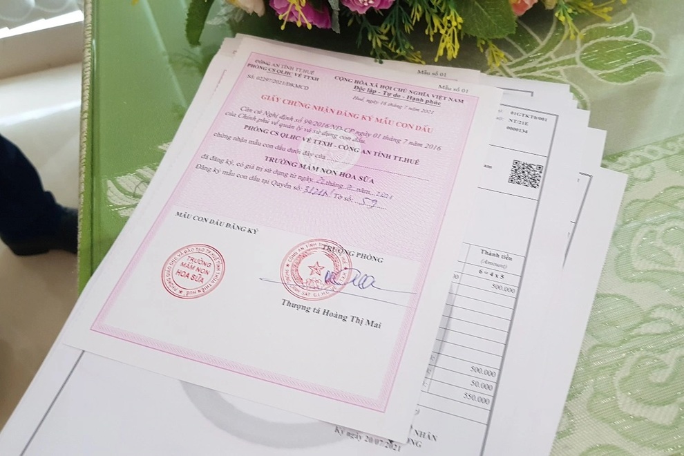 Huế: Hơn 1.600 cán bộ, giáo viên chậm nhận lương vì sáp nhập thành phố - 3 Huế: Hơn 1.600 cán bộ, giáo viên chậm nhận lương vì sáp nhập thành phố - 3