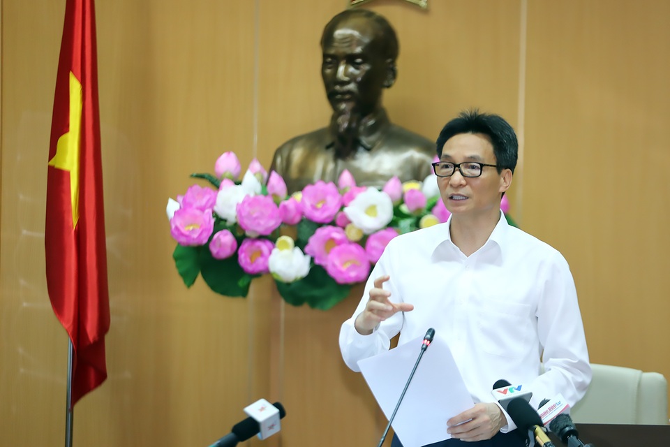“Xác định chung sống với Covid-19, áp quy định cho từng nhóm nguy cơ” - 1 “Xác định chung sống với Covid-19, áp quy định cho từng nhóm nguy cơ” - 1