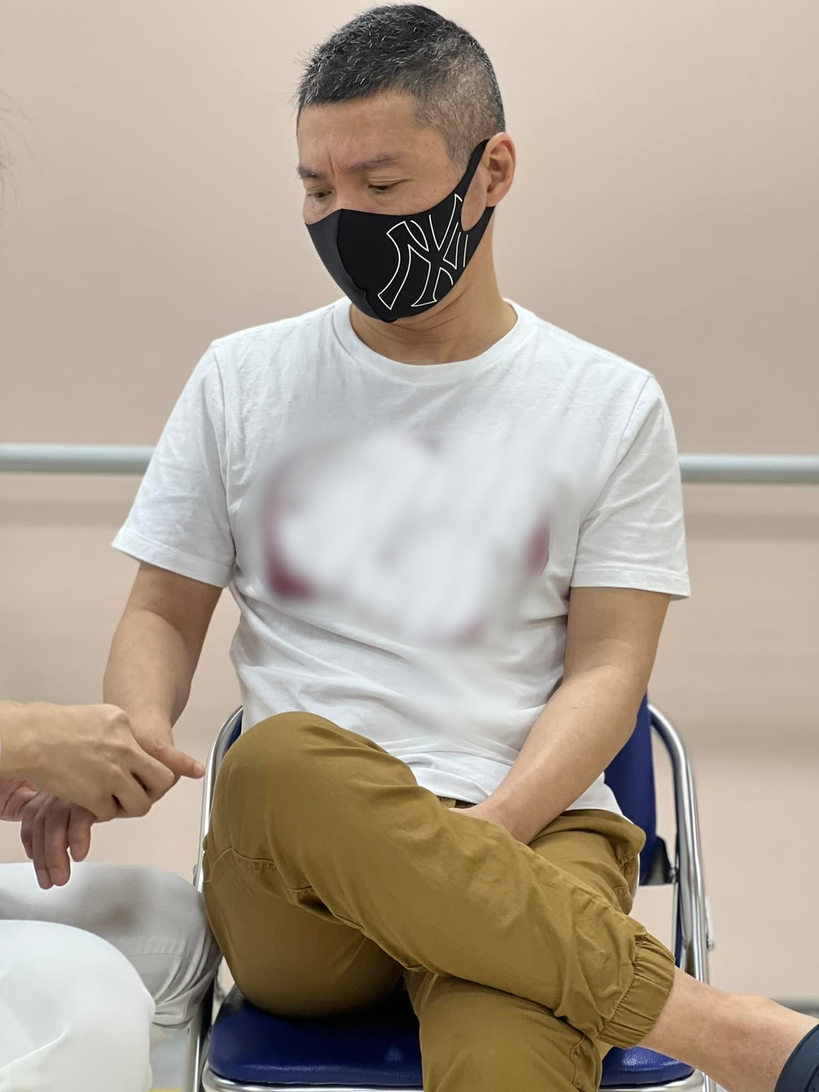 Vợ NSND Công Lý: Tôi đi chăm chồng bị hỏi trẻ thế đã làm giúp việc - 3 Vợ NSND Công Lý: Tôi đi chăm chồng bị hỏi trẻ thế đã làm giúp việc - 3