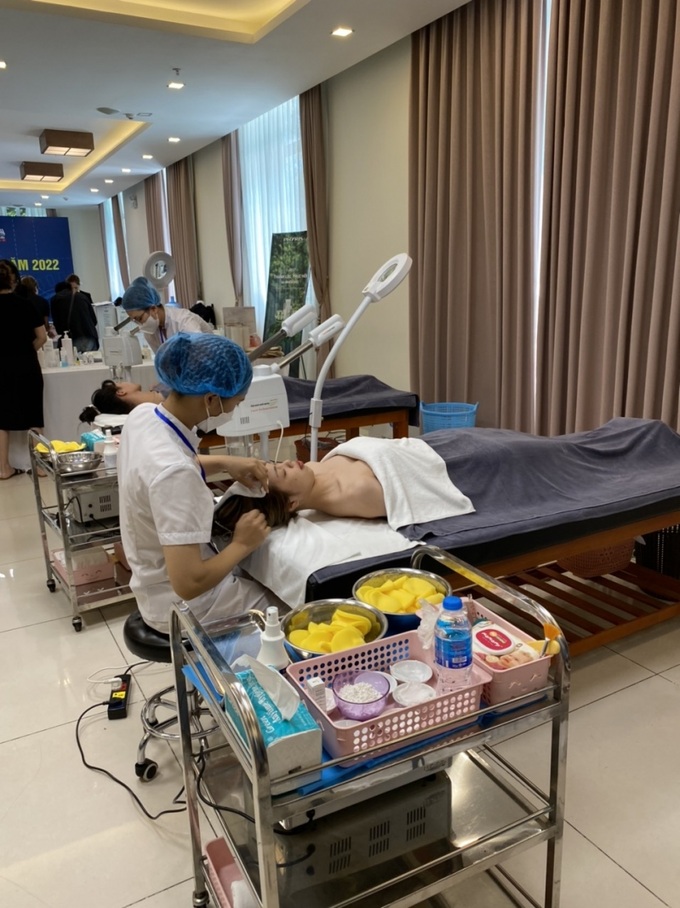 Thi nghề Chăm sóc sắc đẹp