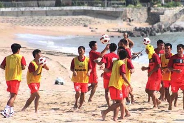 Bóng đá Đông Nam Á: Trông người lại ngẫm đến ta