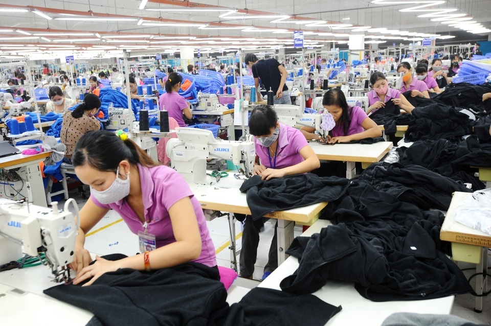 Dệt may gặp nhiều khó khăn, da giày “chật vật” tìm đơn hàng mới - 1 Dệt may gặp nhiều khó khăn, da giày “chật vật” tìm đơn hàng mới - 1