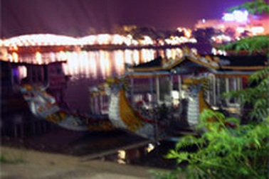 Điệu buồn ca Huế sông Hương