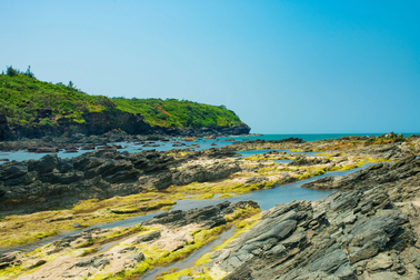 Mãn nhãn những mảng đá phiến 400 triệu năm tại Quảng Nam