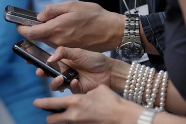 Nhức nhối cuộc gọi nhỡ lừa đảo trừ 150 nghìn đồng/phút