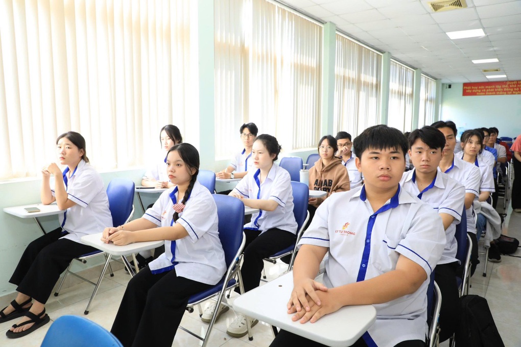 Bị kết luận tạm thu học phí sai 158 tỷ đồng, nhà trường giải trình ra sao? - 1 Bị kết luận tạm thu học phí sai 158 tỷ đồng, nhà trường giải trình ra sao? - 1