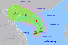 Áp thấp nhiệt đới đổi hướng trước khi có thể mạnh lên thành bão