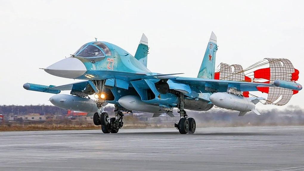 Sức mạnh mới của Su-34 Nga trên chiến trường Ukraine - 2 Sức mạnh mới của Su-34 Nga trên chiến trường Ukraine - 2
