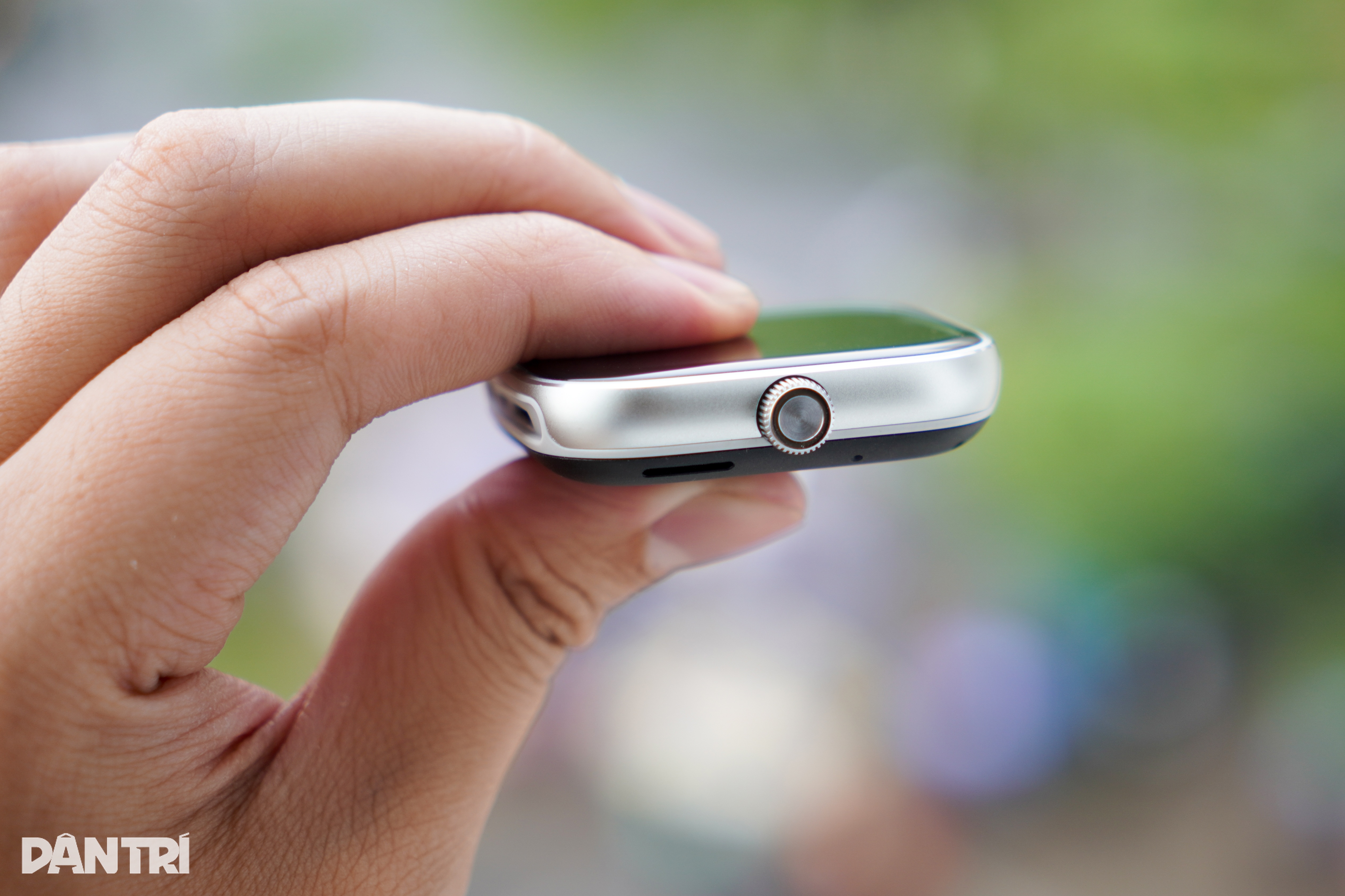 View - Đánh giá chi tiết đồng hồ thông minh Xiaomi Redmi Watch 5 | Báo Dân trí