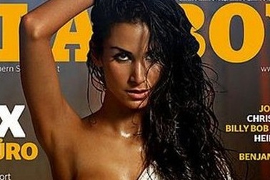 Xôn xao chuyện người mẫu Hồi giáo khoe thân trên Playboy