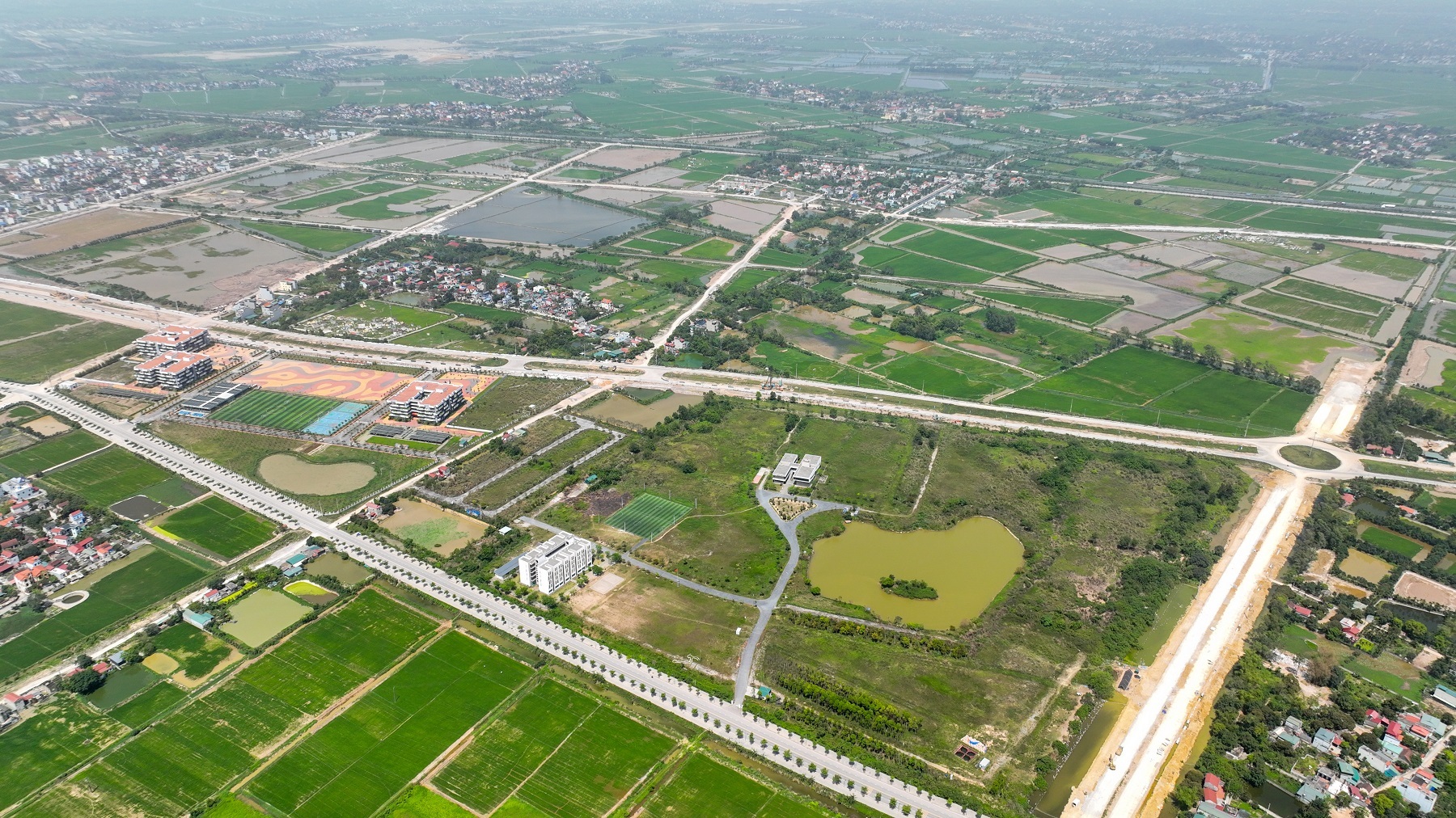 Nghìn tỷ đầu tư cho giáo dục, y tế của vùng đất phía Nam Hà Nội - 1