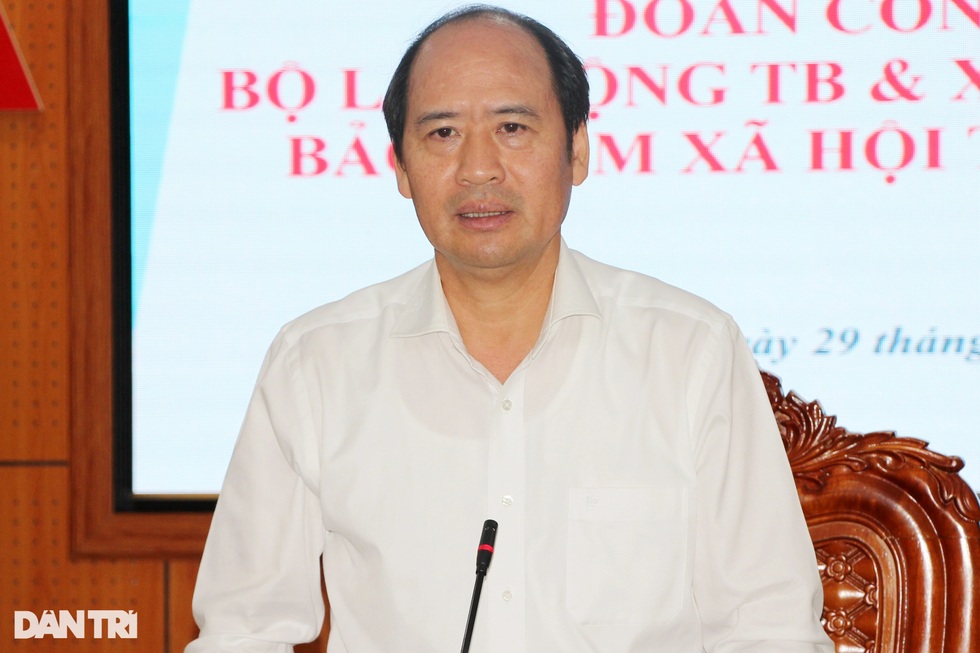 Cần đẩy mạnh chính sách không dùng tiền mặt ở vùng khó khăn - 7