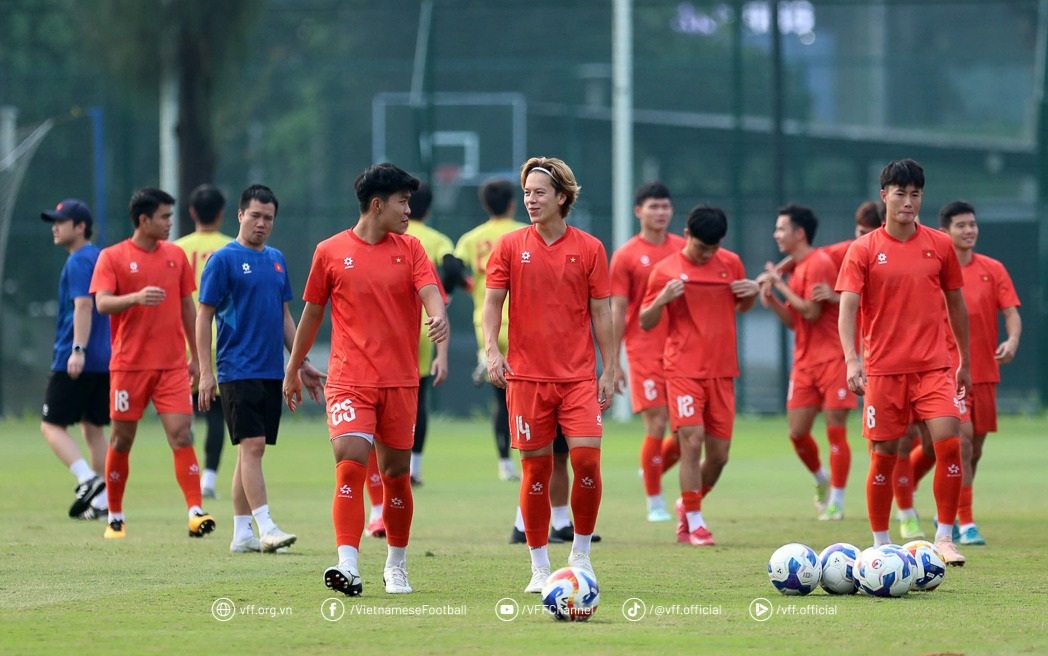 Tiền vệ Viktor Le nói điều bất ngờ trước trận chung kết U23 Đông Nam Á - 2
