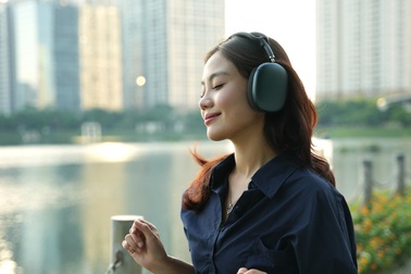 AirPods Max vẫn đắt sau 5 năm mở bán, liệu còn đáng mua?