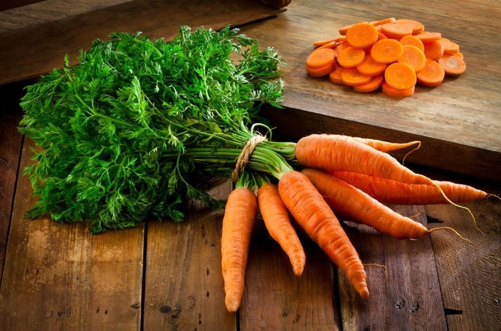 皮膚の色は、体が吸収する食物の種類に応じて毎日変化する - 2 Làn da có thể đổi màu từng ngày theo loại thực phẩm cơ thể hấp thụ - 2