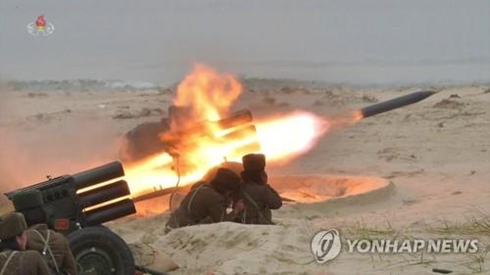 Triều Tiên ồ ạt đưa vũ khí tới biên giới, Hàn Quốc lên dây cót - 1 Triều Tiên ồ ạt đưa vũ khí tới biên giới, Hàn Quốc lên dây cót - 1