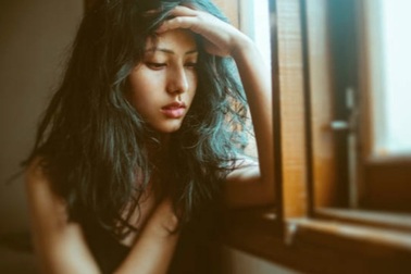 Cùng lúc yêu hai người đàn ông, tôi biết chọn ai?