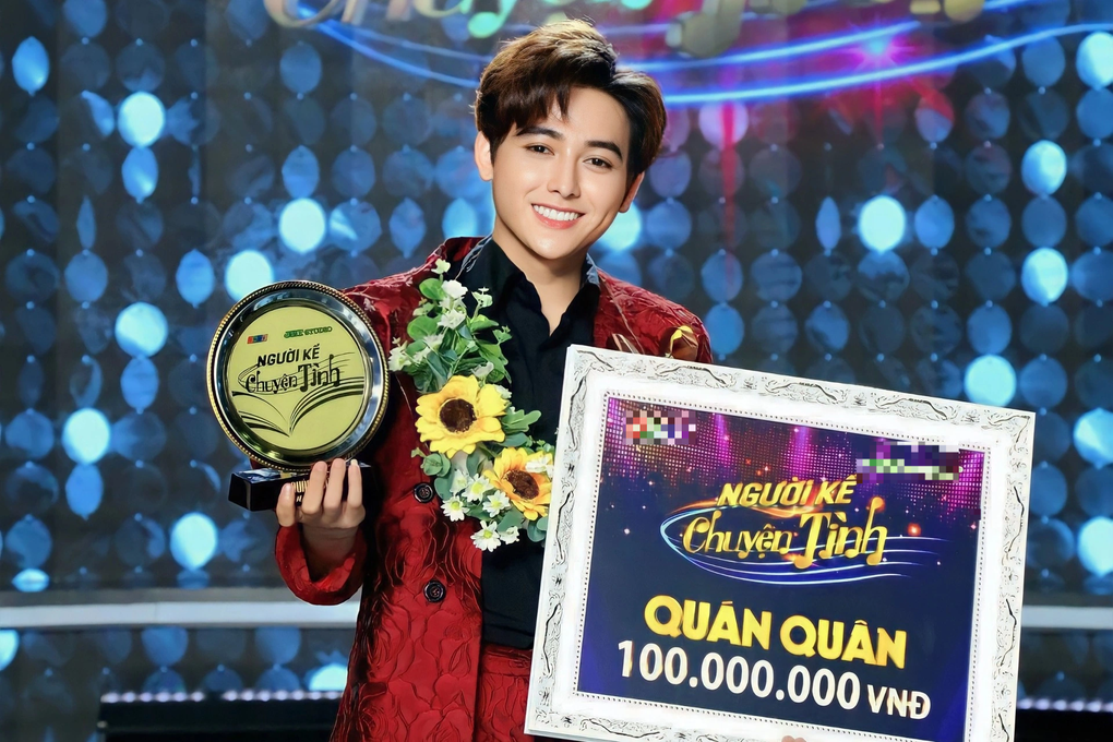 Quán quân Người kể chuyện tình: Từng tự ti cân nặng, bươn chải làm phụ hồ - 4 Quán quân Người kể chuyện tình: Từng tự ti cân nặng, bươn chải làm phụ hồ - 4