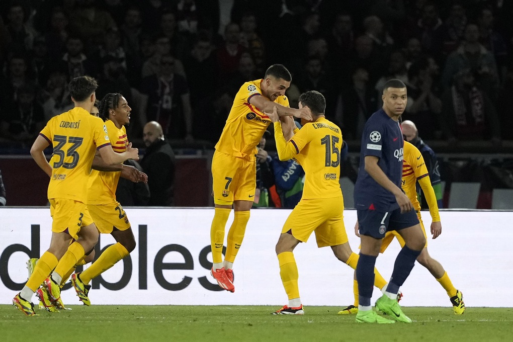 Raphinha tỏa sáng, Barcelona đánh bại PSG tại nước Pháp - 3