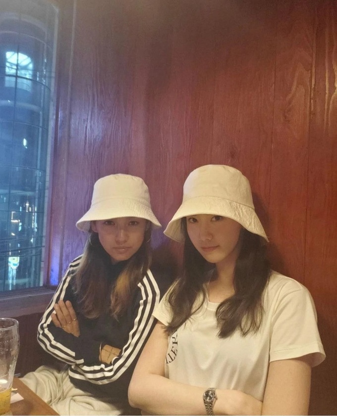 Lee Hyori lên tiếng về scandal gây phẫn nộ với Yoona (SNSD) trên truyền hình, bật khóc trước mặt Bi Rain và Yoo Jae Suk - Ảnh 2. Lee Hyori lên tiếng về scandal gây phẫn nộ với Yoona (SNSD) trên truyền hình, bật khóc trước mặt Bi Rain và Yoo Jae Suk - Ảnh 2.