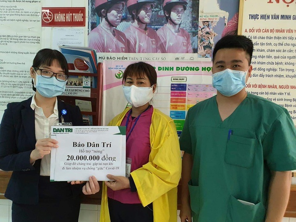 Báo Dân trí, bạn đọc chung tay cứu chàng trai chống giặc Covid-19 gặp nạn - 1 Báo Dân trí, bạn đọc chung tay cứu chàng trai chống giặc Covid-19 gặp nạn - 1