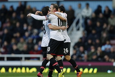 Màn tỏa sáng rực rỡ của Wayne Rooney tại Upton Park