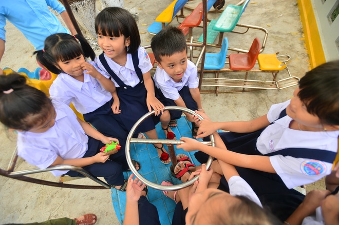 Ngôi trường tiểu học 5 trong 1 ở quần đảo Trường Sa - 12 Ngôi trường tiểu học 5 trong 1 ở quần đảo Trường Sa - 12