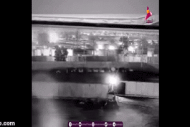 Video mới ghi khoảnh khắc xe của tướng Iran trúng tên lửa Mỹ