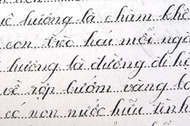 Sửng sốt cậu học trò viết chữ đẹp như in