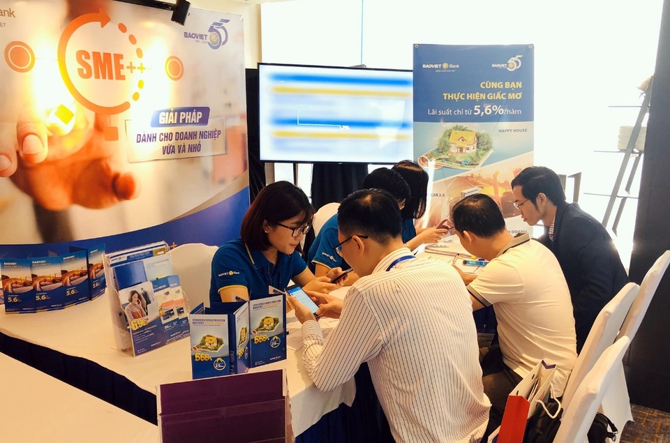BaoViet Bank nhận giải thưởng Ngân hàng đồng hành cùng doanh nghiệp nhỏ và vừa năm 2019 - 4 BaoViet Bank nhận giải thưởng Ngân hàng đồng hành cùng doanh nghiệp nhỏ và vừa năm 2019 - 4